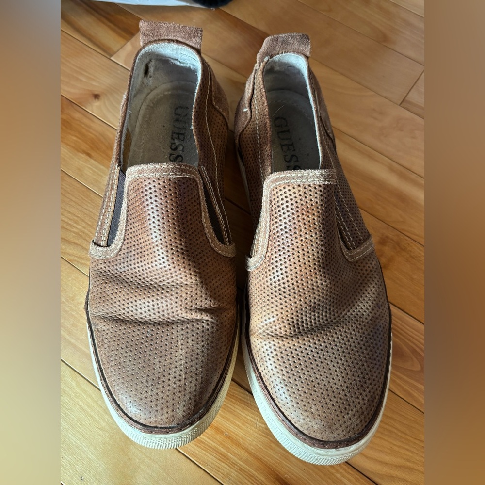 GUESS Men's Tan Perforated Leather Loafers